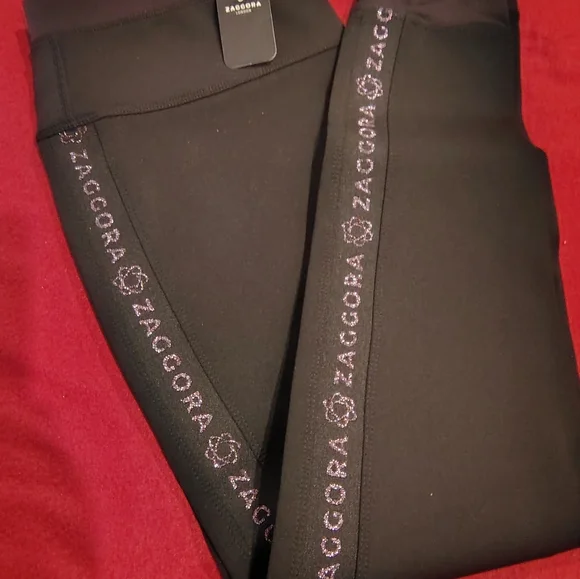 2pc ZAGGORA athletic set size 8 - Picture 5 of 6